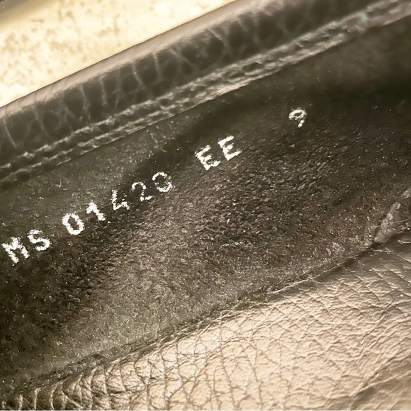 Salvatore Ferragamo Leather Dress Loafers - Picture 9 of 10